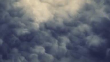 乌云漫天云雾缭绕AE模板视频的预览图